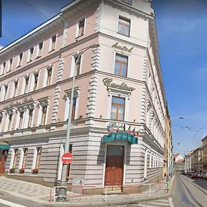 Carlton 4* Praga